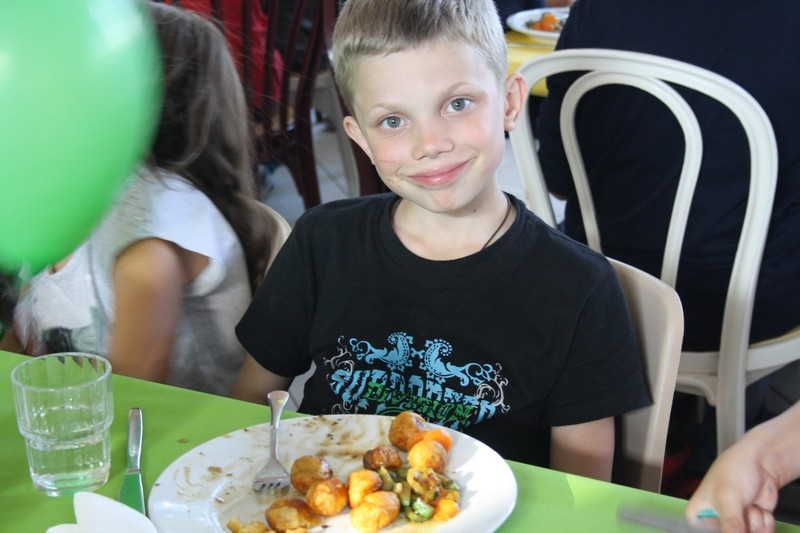 Village Camps International Summer Camp Leysin, Switzerland 2025-08-09 https://www.villagecamps.com/journals_admin/images/687-21-prommm (80).jpg